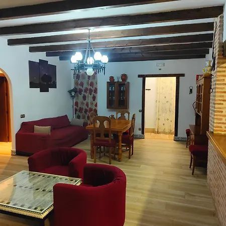 Casa rural El Hogar De Ardwina Alía