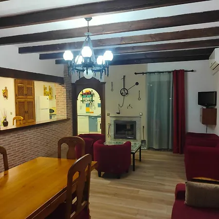 בית כפרי El Hogar De Ardwina